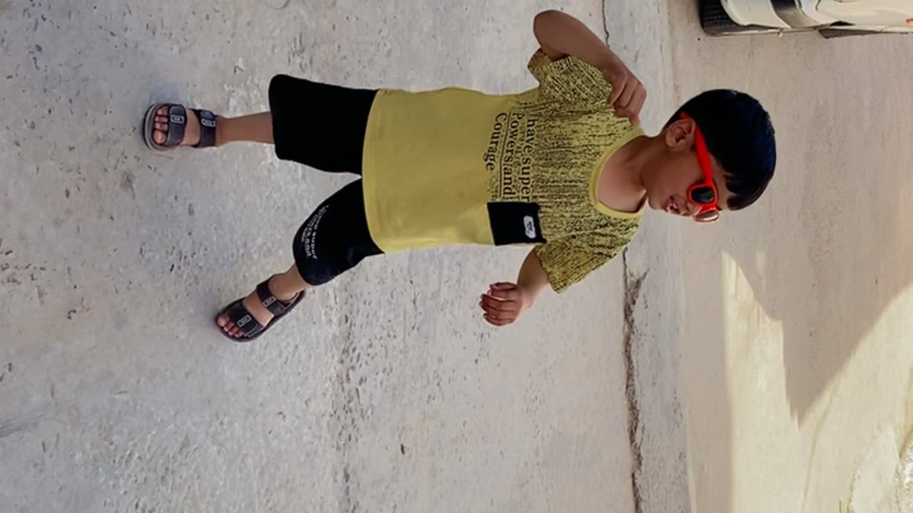 Little boy punjbe dancing