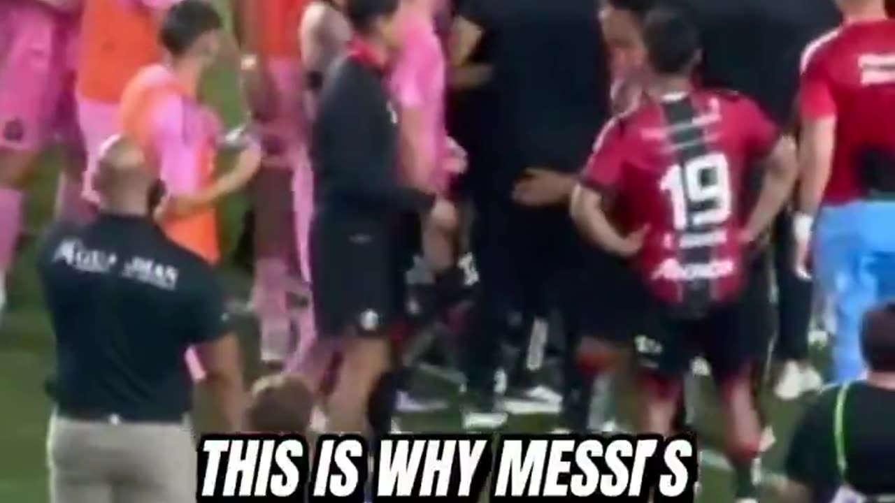 Messi's bodyguard attacked a footballer