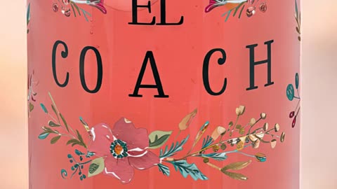 Is this the perfect gift for your space? Discover the El Coach Can Glass today! #ElCoach #GiftIdeas