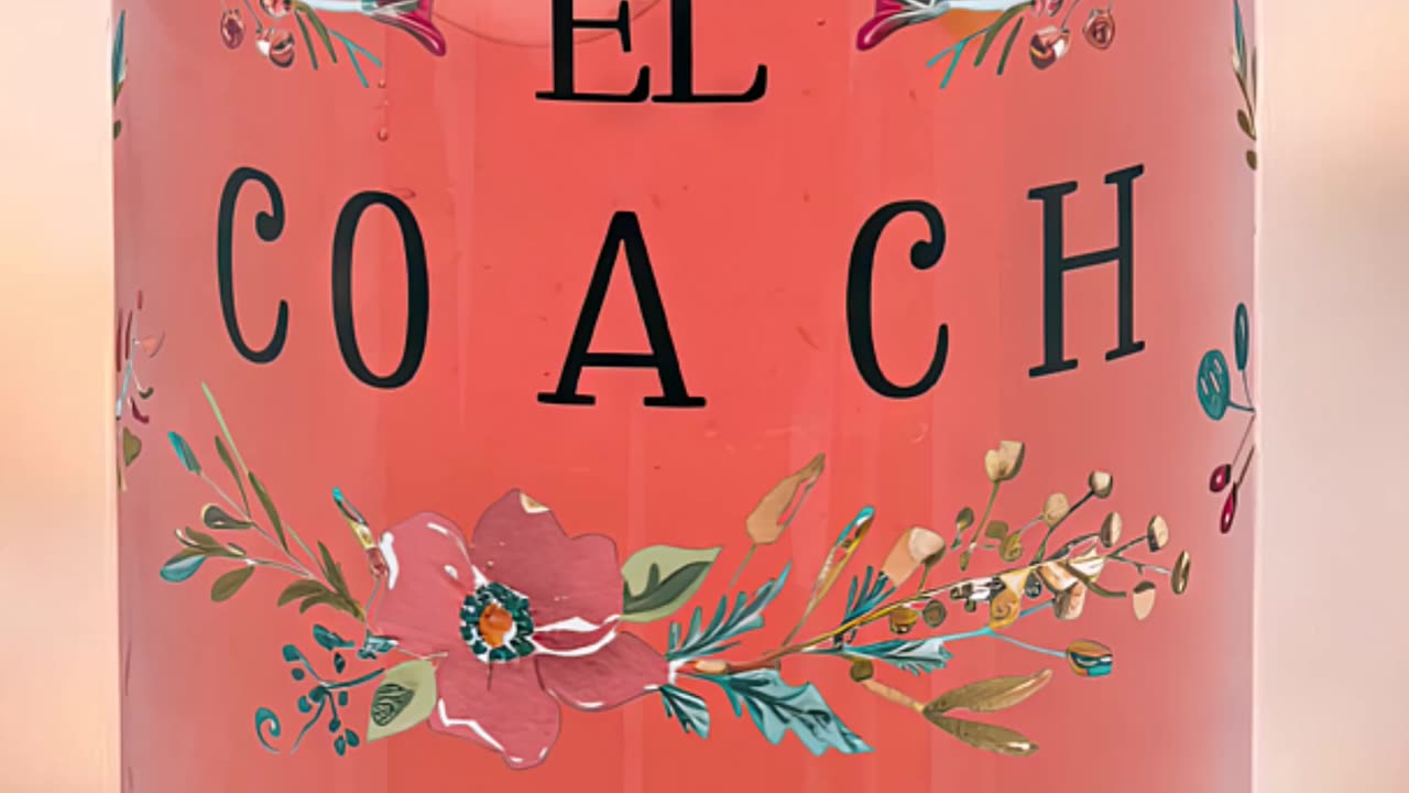 Is this the perfect gift for your space? Discover the El Coach Can Glass today! #ElCoach #GiftIdeas