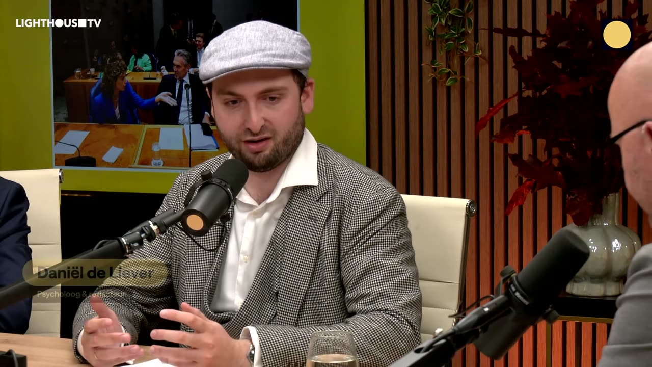 Ex-COA-medewerker onthult ‘wanpraktijken’ binnen AZC’s