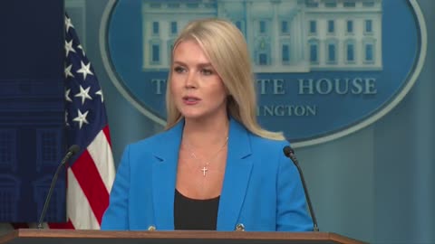 'What A Stupid Question': Karoline Leavitt Sniffs Out Reporter's Attempt To Trip Her Up