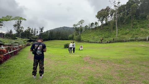 Countryside Vibes: Conversations in the Open Field