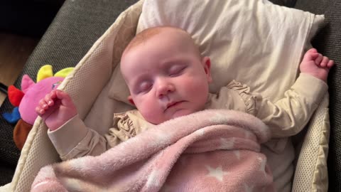 Baby Kayla Day 125 – From Snooze to Smile: She Finally Woke Up on Camera!