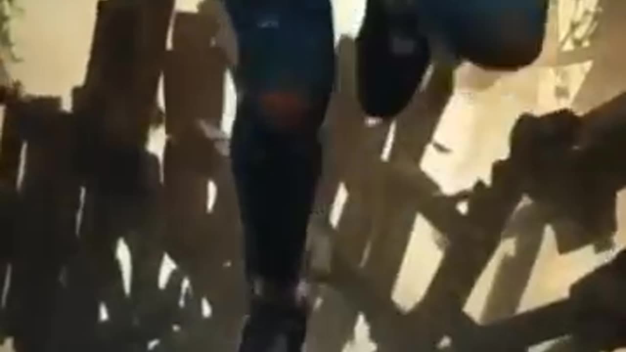 Narrow_escape|You_can't_believe_this