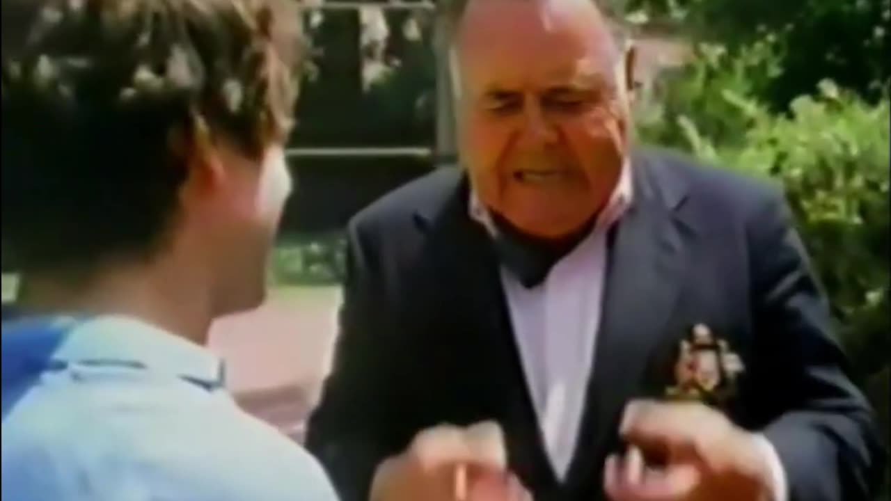 Robin Williams & Jonathan Winters clowning at home #robinwilliams #jonathanwinters