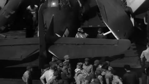 ACTIVITIES ABOARD USS ENTE... - ACTIVITIES ABOARD USS ENTERPRISE AT SEA, PACIFIC AREA - 111-adc-2437
