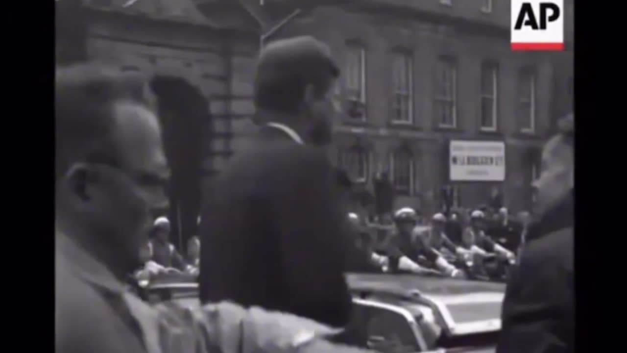 Crumpton on S.S.: Whose Call was it to Remove Dome from JFK's Limo?