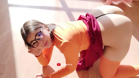 VELMA DINKLEY TWERKING COSPLAY bouncing butt #sexy #twerking #cosplay #beautiful No Talking ASMR