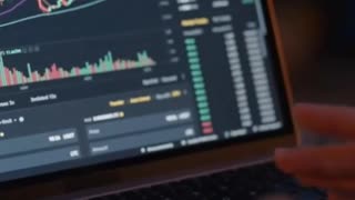 Scalping vs Swing Trading — Explained in 20 Secs 🧠