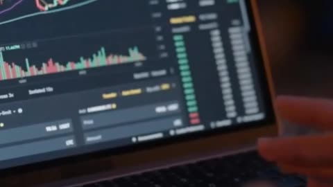Scalping vs Swing Trading — Explained in 20 Secs 🧠 