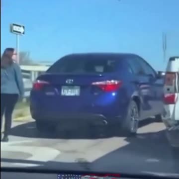 is that Kamala Harris 🤣