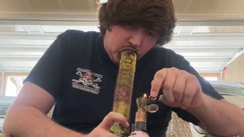 Day 495 pt2 Picked up new wax pens and they immediately don’t work lol