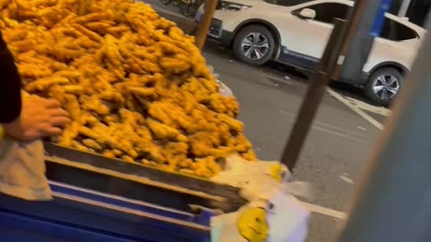 Ginger Truck In Shenzhen🇨🇳