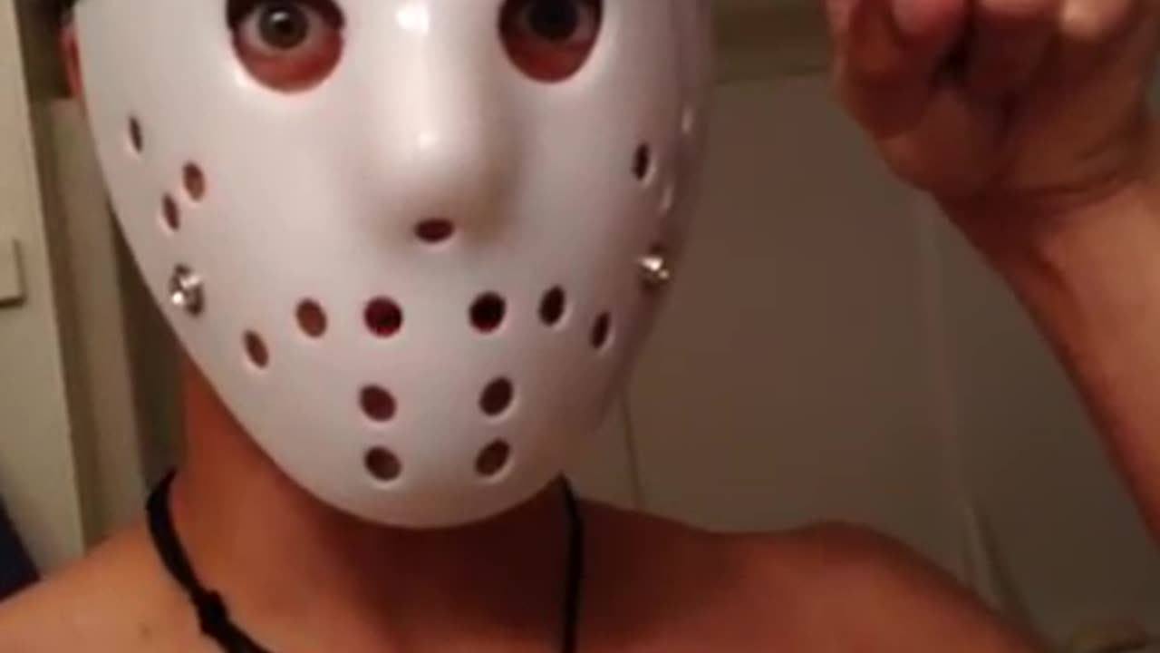 Friday the 13th Jason's Mask Review - Joe Winko (Aug 3rd 2014)