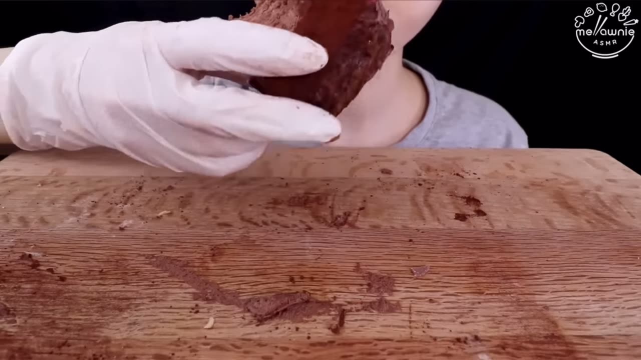 CHOCOLATE ASMR MUKBANG