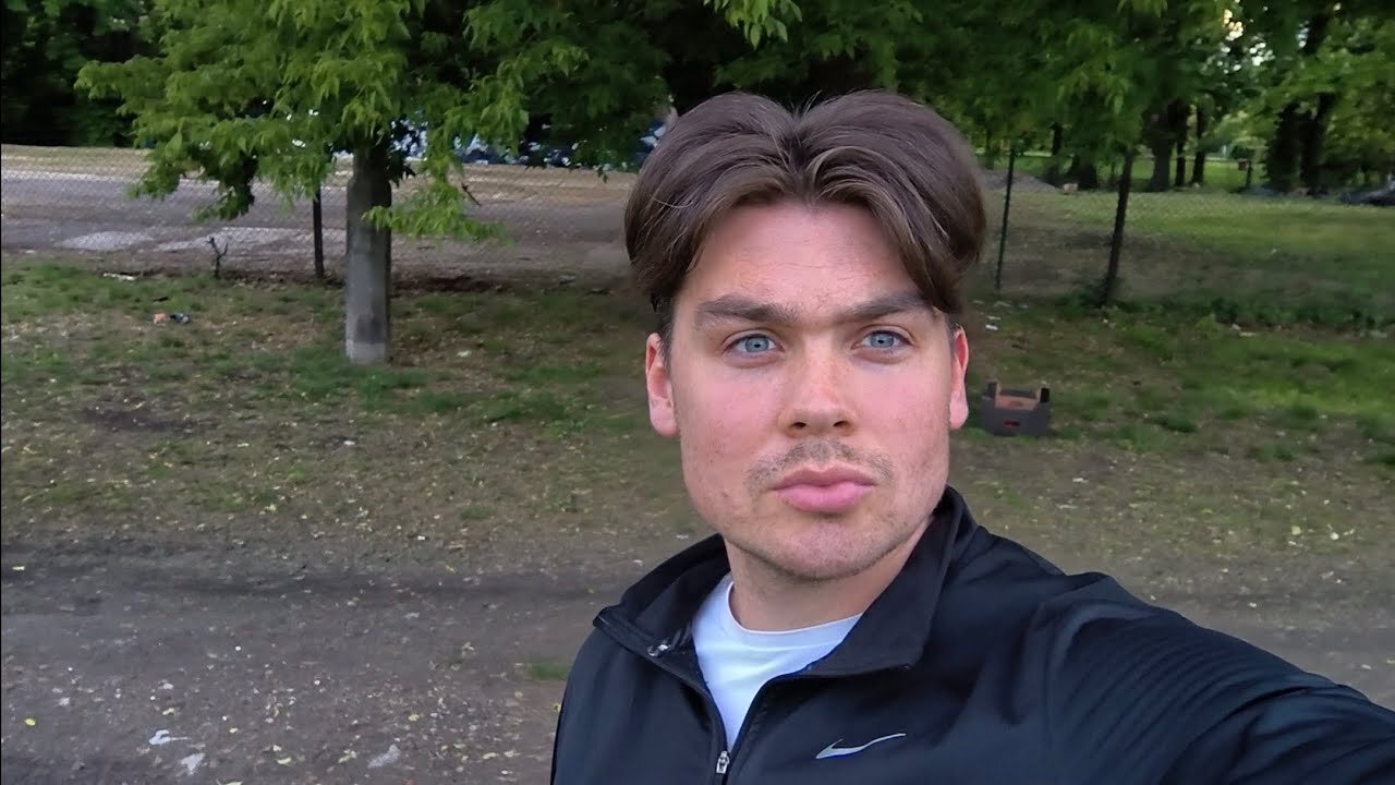 4 signs you are attractive (even if you don't think so)