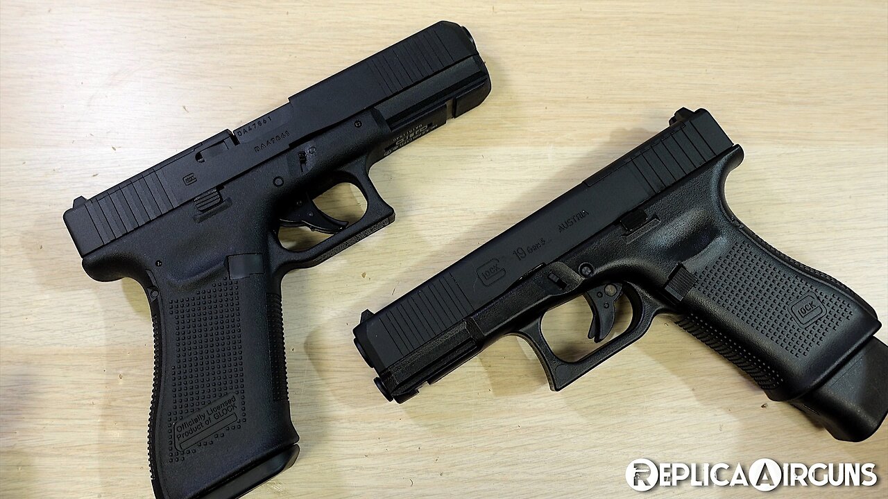 Umarex Glock 17 Gen 5 MOS CO2 Blowback BB Pistol Table Top Review