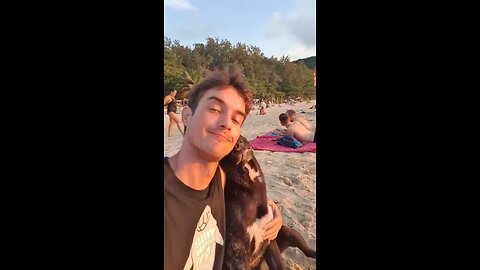 He recorded the best video of his life #doglover