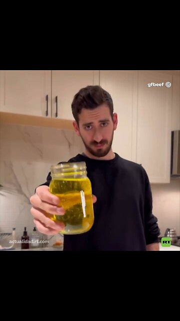 La 'dieta del petróleo': el experimento de un joven en EE.UU.