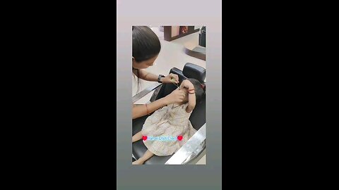 अंटी मेरी भी आईब्रो बना दो