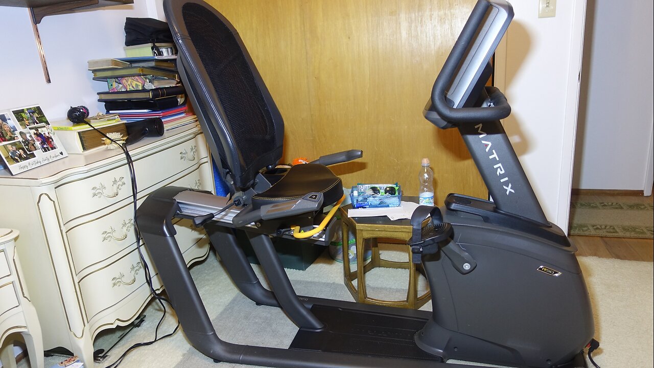 Setting Up the Matrix R1X Recumbent Cycle