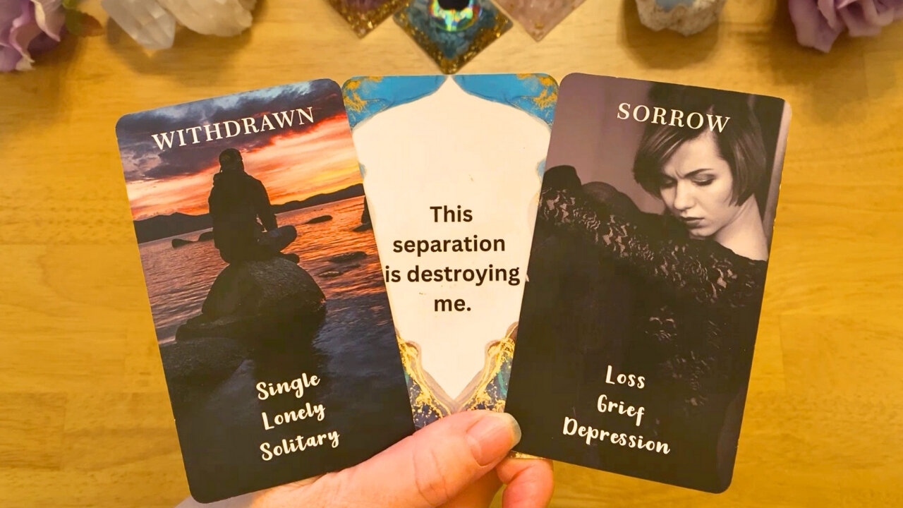 OUR SEPARATION IS DESTROYING ME! 😰 I'M SO MISERABLE WITHOUT YOU! ☹️ (COLLECTIVE LOVE TAROT READING)
