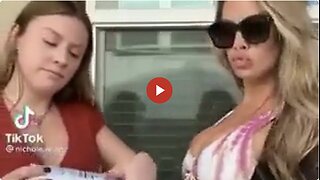 Drinking girls making a video "What the hell happened?"🍻😆😆