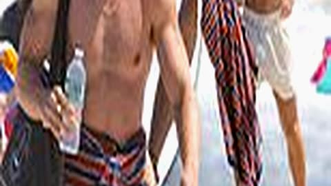 Jeremy Allen White Displays His Chiseled Physique