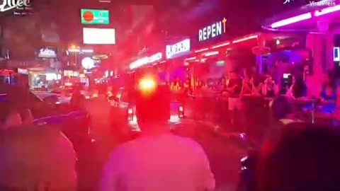 Flirt Bar Raided by Police in Pattaya - Arrests Made - April 5th, 2023
