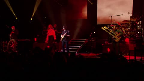 Dance on a Volcano (Genesis song) - Steve Hackett (live)