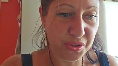 Laura Nina, exposing fake meat