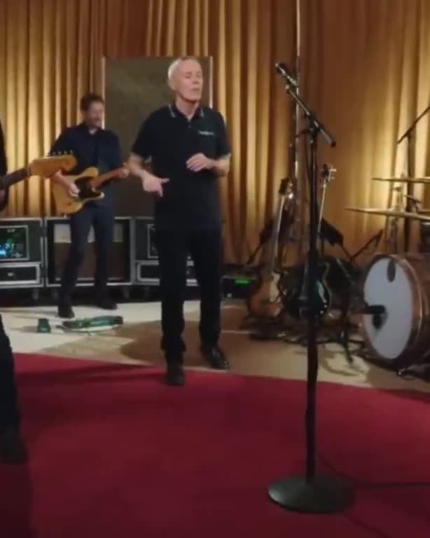 Everybody Wants to Rule the World by Tears for Fears