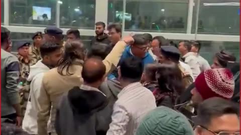 IndiGo Hit by Major Crew Shortage; 250+ Flights Cancelled Across Metro Airports