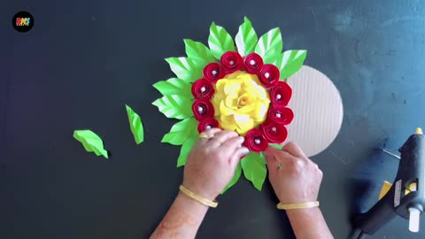 Beautiful and Easy Paper Wall Hanging / Paper Craft For Home Decoration / Unique Wall Hanging / DIY