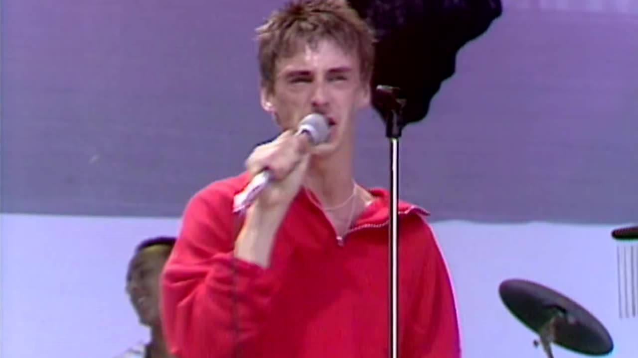 The Style Council - Walls Come Tumbling Down! (Live Aid 1985)