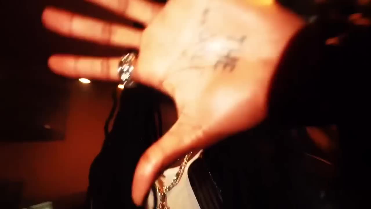 PLAYBOICARTI - DIS SHI EASY