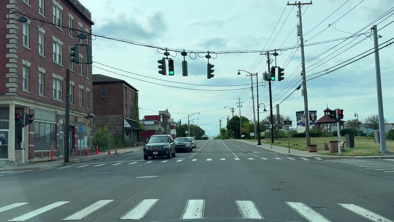 Driving in Dangerous Area of Syracuse NY USA
