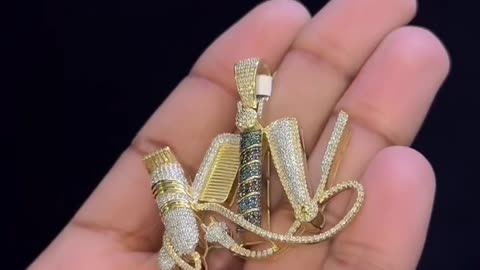 10k Gold & Natural Diamond Barber Pendant