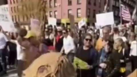 The largest protest in US history! 7 million people took to the streets!