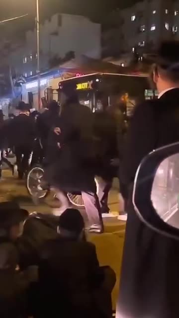 Israeli regime forces brutally attacked and assaulted a peaceful protest by Orthodox Jews