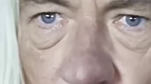 Gandalf Saves the King of Rohan