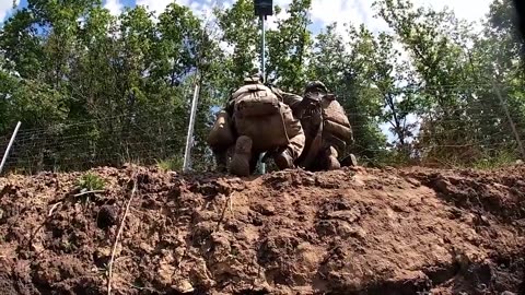 🛡️💥 Ukraine Russia War | Ukrainian Troops Cross Anti-Tank Ditch in Kursk | RCF