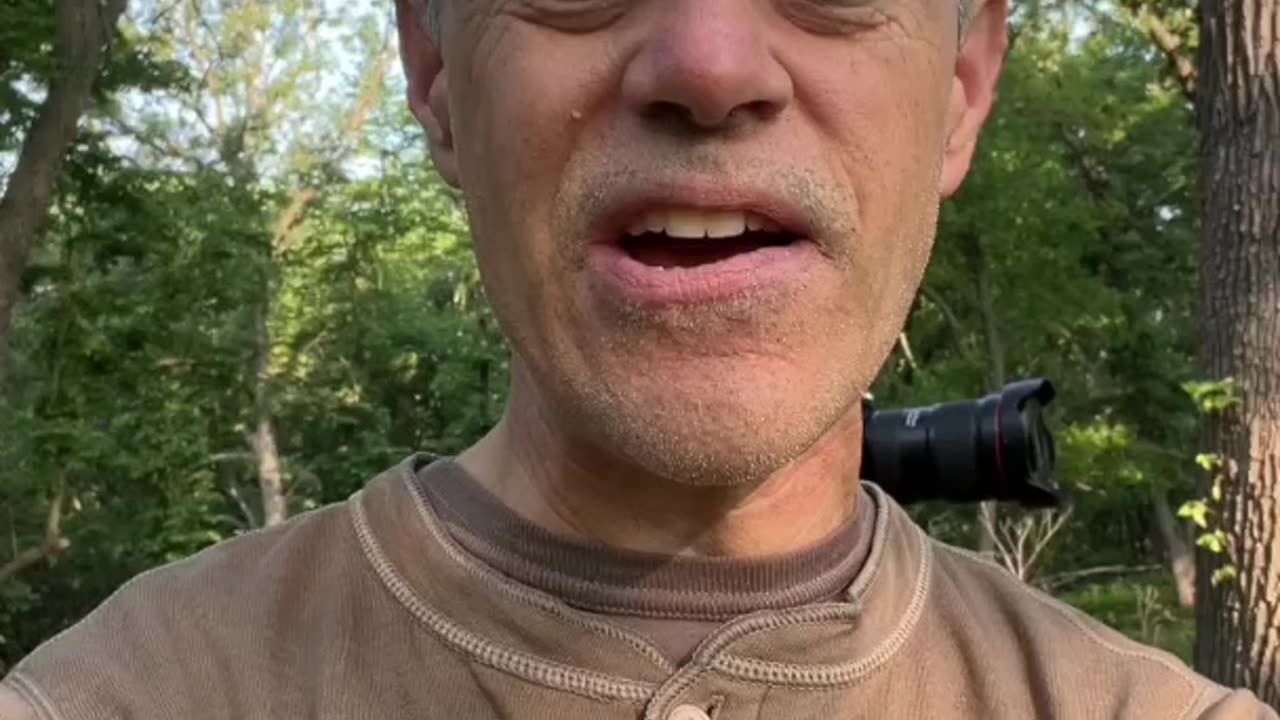 Ten Quick Tips to Improve Your Photography Video Shorts Tip Two: Photography Eye to Eye.