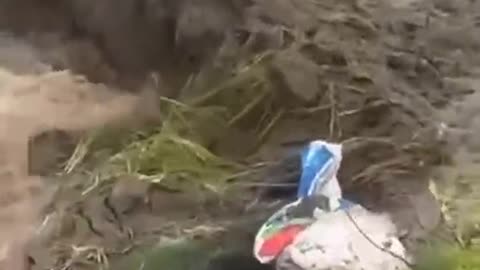 Punjabis of Chardah Punjab stopping flood at their own