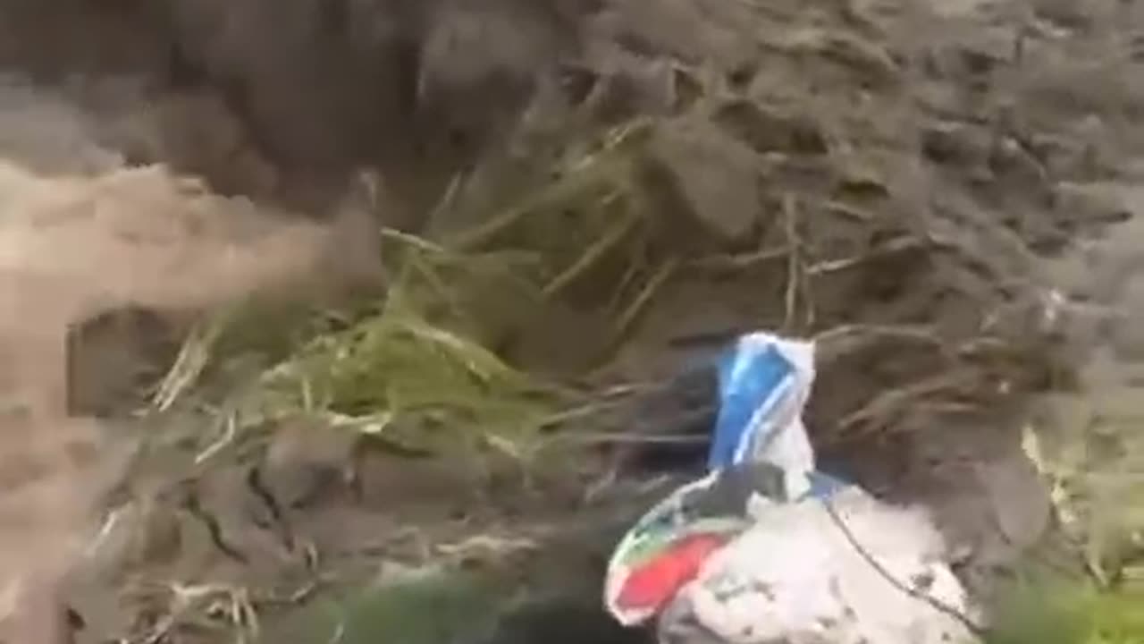 Punjabis of Chardah Punjab stopping flood at their own