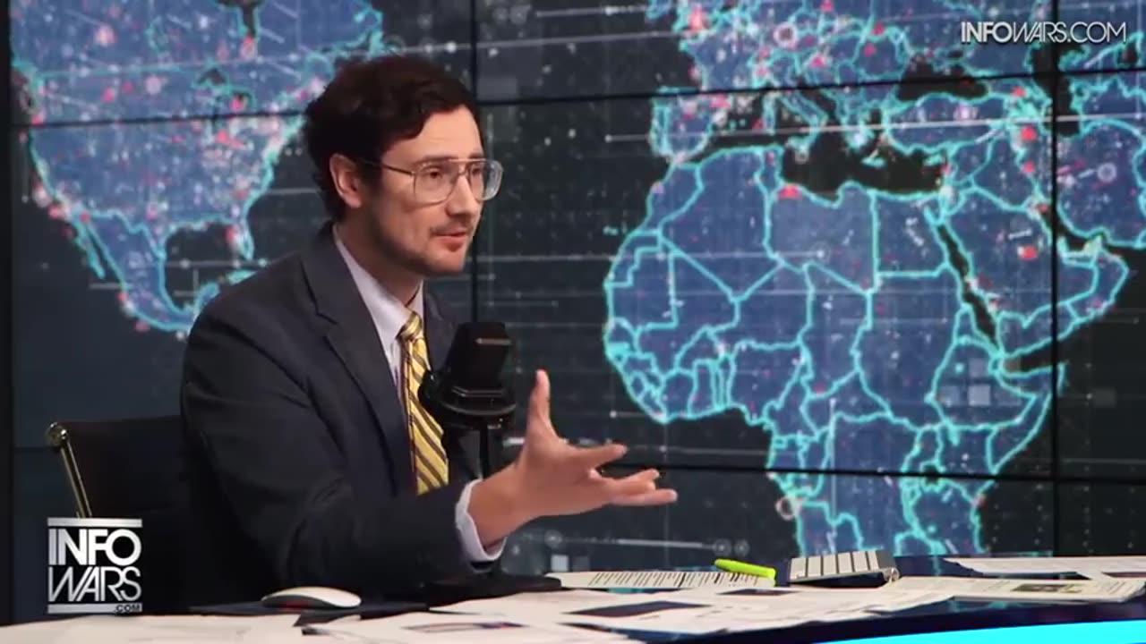 WAR ROOM (Full Show) Thursday - 11/20/25