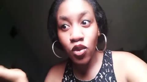 Woman Caught Her Boyfriend Cheating And Attacked The Sidechick Instead Of Her Boyfriend!🤦‍♀️