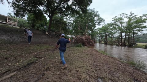 Independence Day flood on the Guadalupe river (Raw footage)