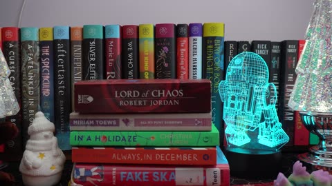 1 mess, 1 book, 1 concert and 1 migraine later